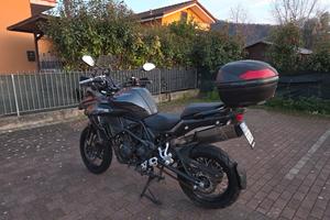 benelli trk 502 x moto