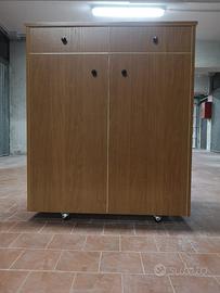 Letto singolo estraibile a scomparsa con mobile