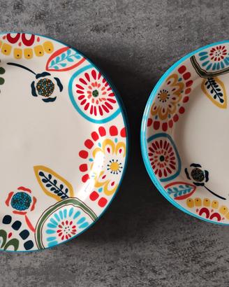 Set di piatti colorati Kasanova in ceramica