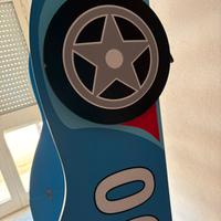 Lettino a forma di macchina