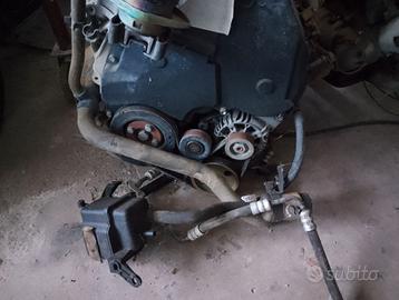 Motore e cambio 1.4 diesel Citroen saxso Peugeot r