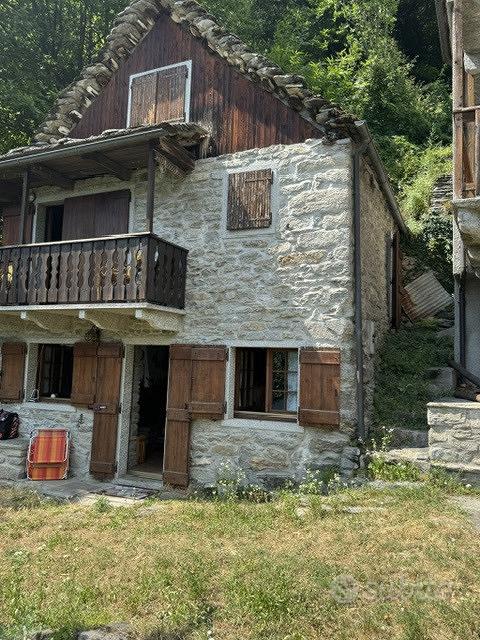 Baita/Chalet/Trullo Varzo [FercasaCucco0726VRG] - Vista 2