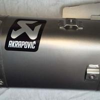 Terminale Akrapovic titanio Suzuki GSXS 1000 2020