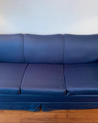 Divano Blu da soggiorno