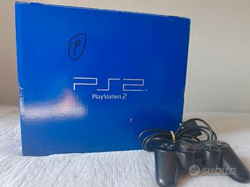 Sony PS2 Fat Boxata SCPH-30004R + 2 Pad + 3 Giochi