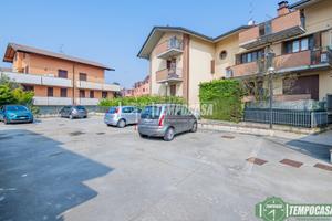 TRE LOCALI CON GIARDINO E BOX DOPPIO!