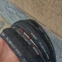 Coppia Copertoncini Vittoria Rubino Pro