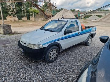 fiat strada 1.9 diesel multijet pik up