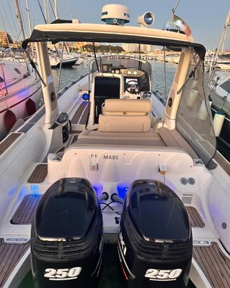 GOMMONE BWA  29  lung. 9,8 larg. 3,5