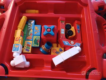 Tavolino multiattivita' Mega block - Tutto per i bambini In vendita a Asti