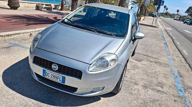 Grande punto metano motore nuovo