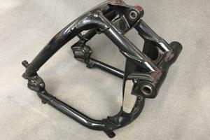 Forcellone posteriore Triumph bobber