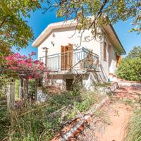 Villa unifamiliare con terreno a Cefalù