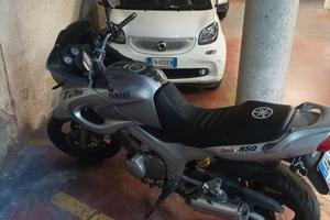 Tdm 850 moto storica con iscrizione Fmi