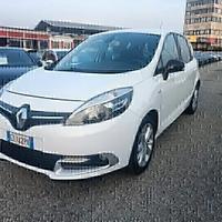 Renault SCENIC dCi 110CV Limited X-MODE