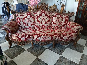 Divano con poltrone coordinate