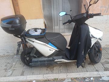 Scooter elettrico Ray 7.7