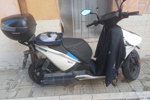 Scooter elettrico Ray 7.7