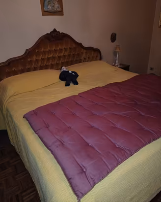 letto matrimoniale con comodini e armadio 6 ante