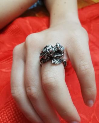 Anello figure mitologiche vintage