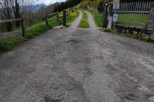 Rustico e terreno edificabile a Dossena