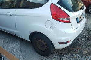 Ford Fiesta GPL 2010