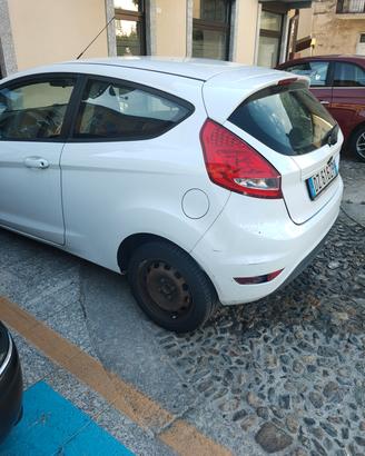 Ford Fiesta GPL 2010