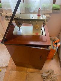 Macchina da cucire Singer