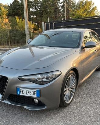 Alfa Romeo Giulia 2.2 Turbodiesel 150 CV Super