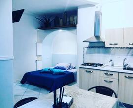 Monolocale X 4 ad Ischia porto