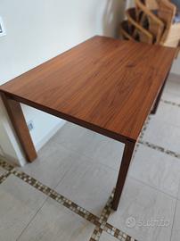 Pregiato tavolo allungabile 