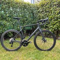 Cannondale Synapse Carbon 105 Di2 58 XL Mavic Disc