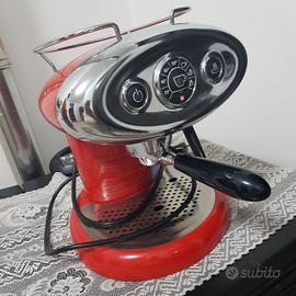 macchina caffè illy 