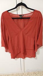 Blusa H&M rossa scollo a V, trasparente con ricami