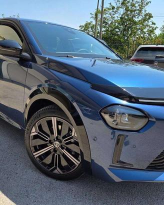 Lancia Ypsilon Hybrid e-DCT Edizione Cassina "SOL
