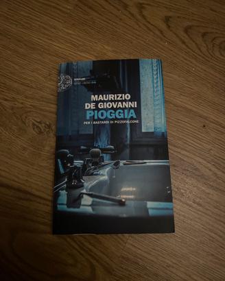 Maurizio De Giovanni- Pioggia