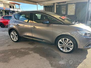 Renault Scenic Scénic Blue dCi 120 CV EDC Initiale