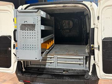 FIAT DOBLO' 1.3mjt 95cv ATTREZZATO