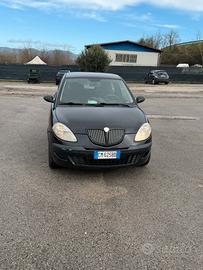 Lancia ypsilon 1.2 benzin