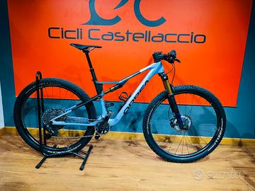 Orbea OIZ M-TEAM AXS 2025