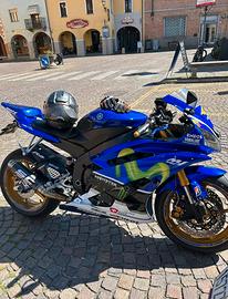 Yamaha R6