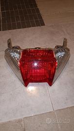 fanale posteriore TMAX 