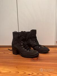 Stivaletti stringati JFK