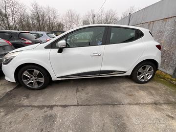 RENAULT CLIO IV 2013 PER RICAMBI