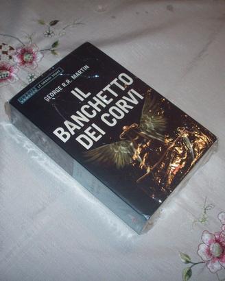 G R R Martin Il banchetto dei corvi I edizion 2010