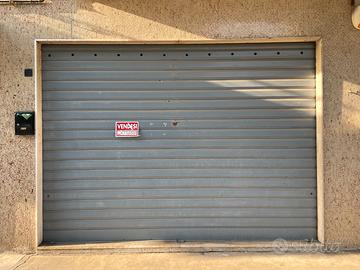 Negozio CAMBIO D'USO garage, via Gerlin 13, Mestre