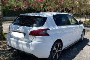 Peugeot 308 1.5 BlueHDi 130 CV GT Line