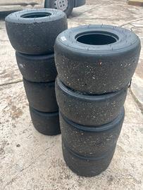 Gomme kart Vega verdi