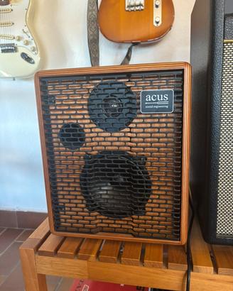 Amplificatore per chitarra acustica acus