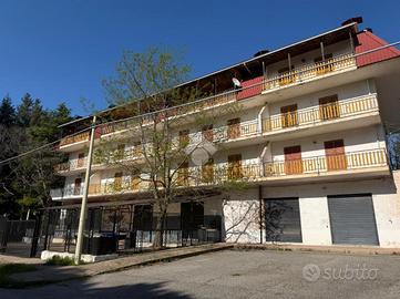3 LOCALI A CORIGLIANO-ROSSANO
